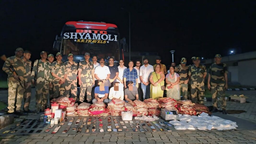 शिलोंग -ढाका बस में 48 लाख रुपये के तस्करी के सामान जब्त, तीन बांग्लादेशी बस कर्मचारी गिरफ्तार