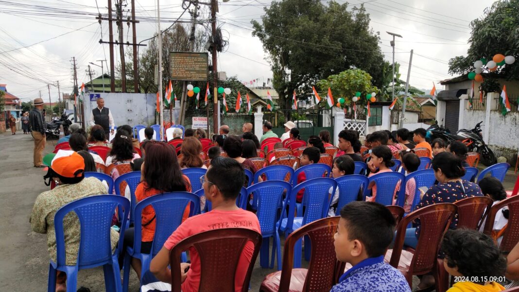 शिलांग : दोरबार श्नोंग रियात्समथियाह ने धूमधाम से मनाया आजादी का जश्न