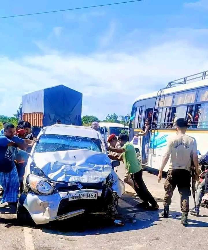 हाइलाकांदी जिले के काटाखाल बाईपास पर भीषण सड़क हादसे में चार लोगों की गई जान, एक नाबालिग सहित तीन घायल