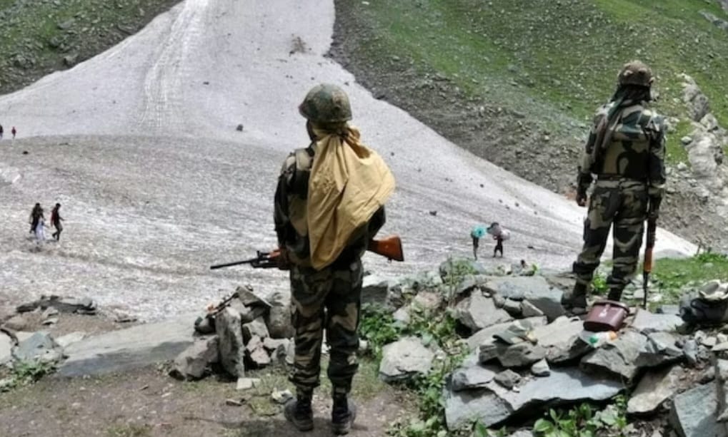 पहलगाम आतंकी हमला : आतंकियों ने पूछा नाम, हिंदू होने पर मार दी गोली, पहलगाम हमले पर बोले घायल