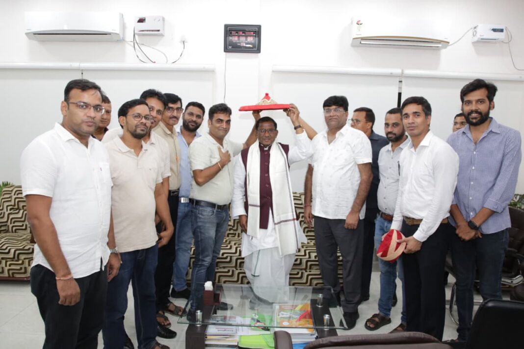 मारवाड़ी सम्मेलन, सिलचर ने किया राज्यपाल का सम्मान, महामहिम ने संगठन द्वारा सामाजिक गतिविधियों की ली जानकारी