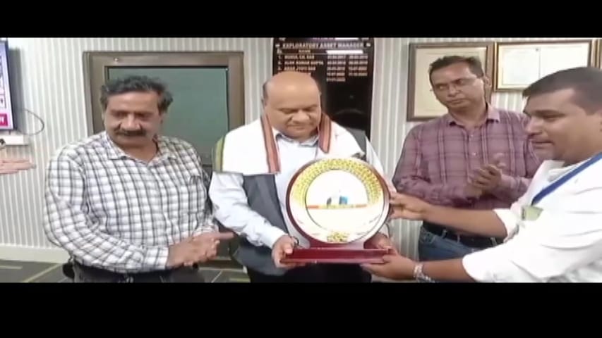 ओएनजीसी, श्रीकोना फॉरवर्ड बेस के जीजीएम अश्विनी कुमार वालिया को उत्तर-पूर्व क्षेत्र में उत्कृष्ट सेवामूलक कार्यों के लिए “उद्यमरत्न पुरस्कार” से किया गया सम्मानित