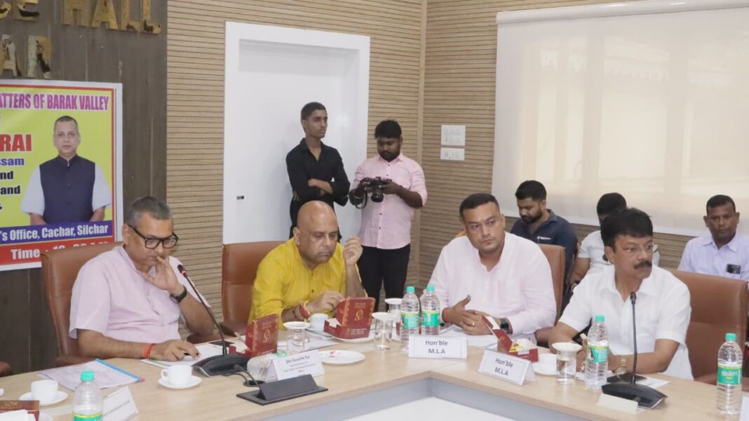 मंत्री कौशिक राय ने बराक घाटी में खाद्य और सार्वजनिक वितरण प्रणाली की समीक्षा की, समय पर राशन की आपूर्ति और बेहतर जन सेवा वितरण पर दिया बल